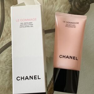 New Chanel Le Gommage Gel Exfoliant